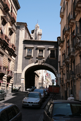 Archway, possibly old gateway.  There are at least 4 other churches or monasteries located on this street.